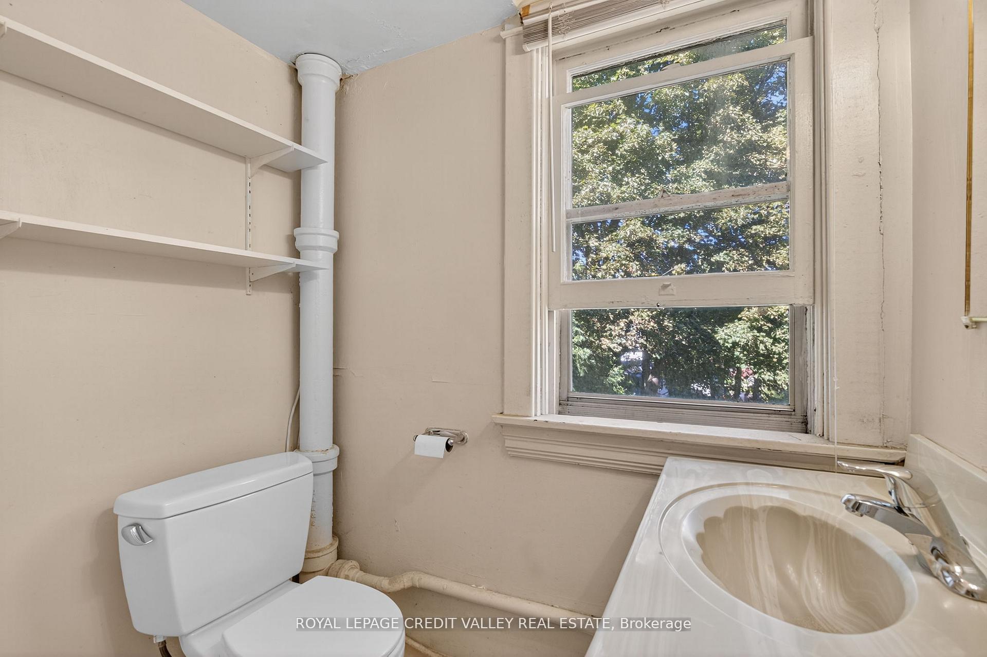 Photo 37 of 34 Joseph Street, Brampton, Downtown Brampton — HOMEH