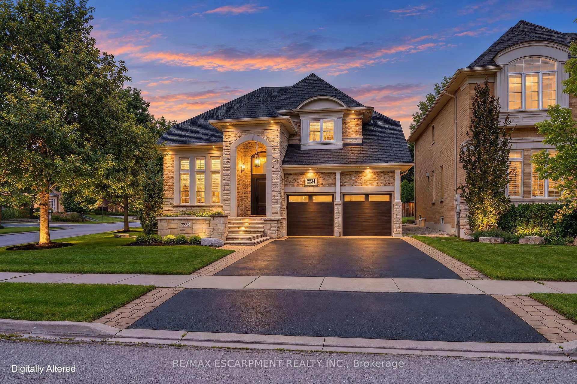 Photo 1 of 2234 Lyndhurst Drive, Oakville, Joshua Creek — HOMEH