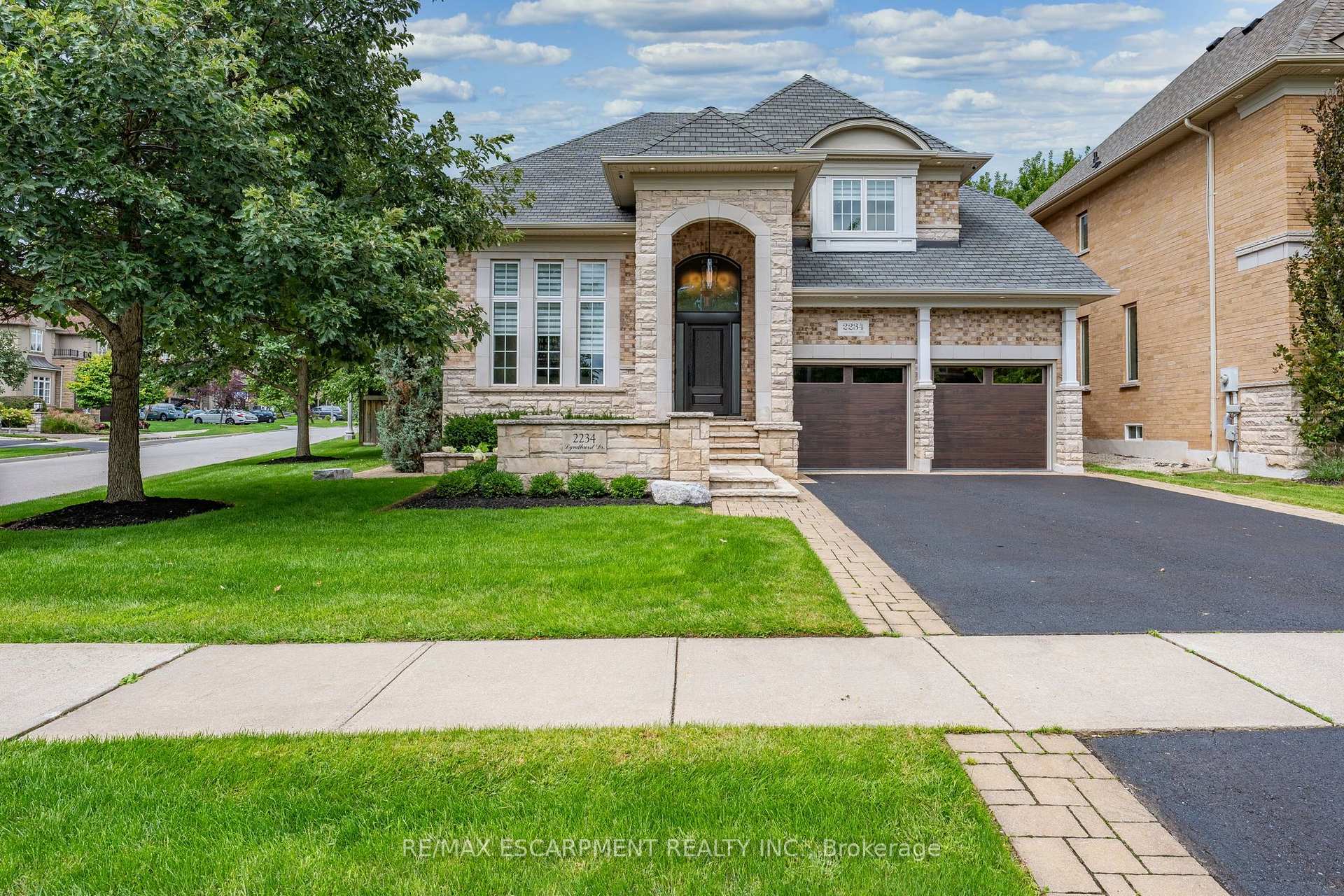 Photo 42 of 2234 Lyndhurst Drive, Oakville, Joshua Creek — HOMEH