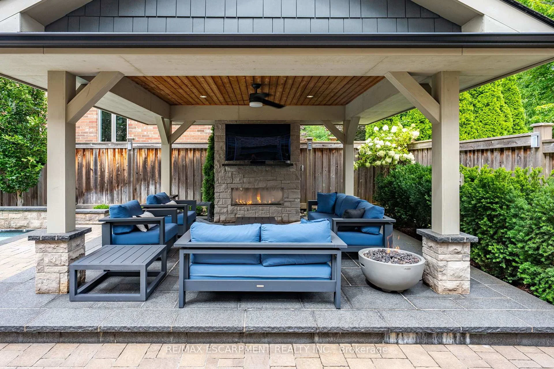 Photo 39 of 2234 Lyndhurst Drive, Oakville, Joshua Creek — HOMEH