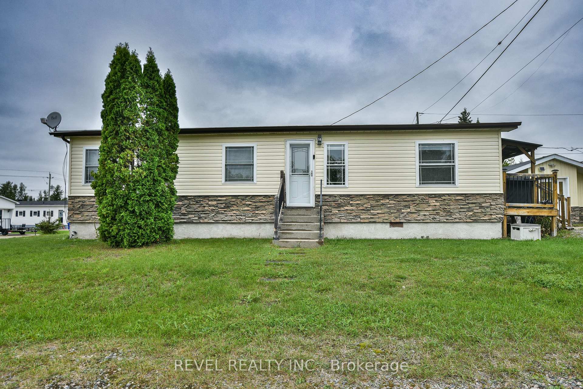 Photo 1 of 16 Foothills Lane, Timmins, TNE - Trailer Parks — HOMEH