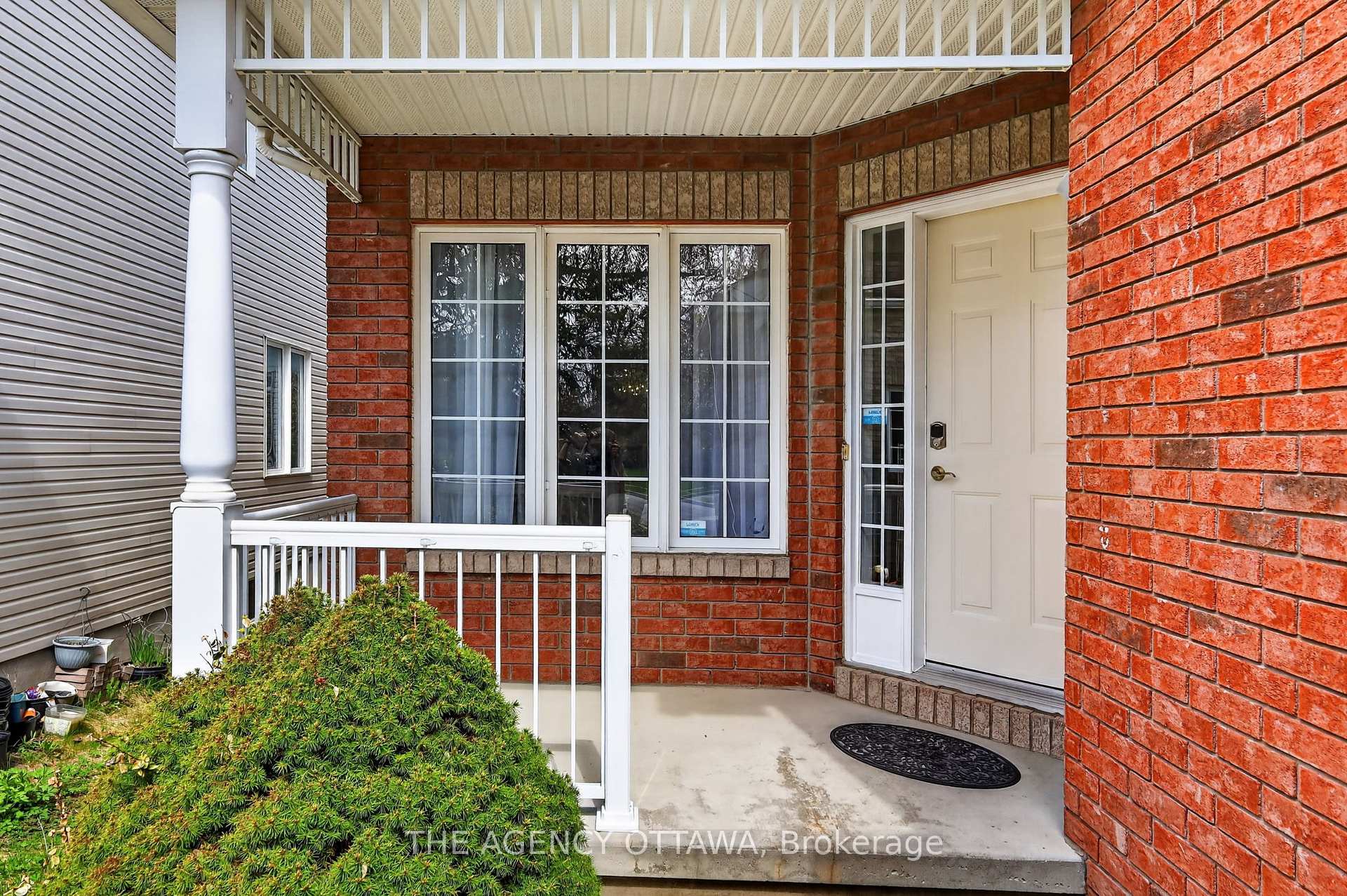 Photo 3 of 321 Goldridge Drive, Ottawa, Kanata - Kanata Lakes/Heritage Hills — HOMEH