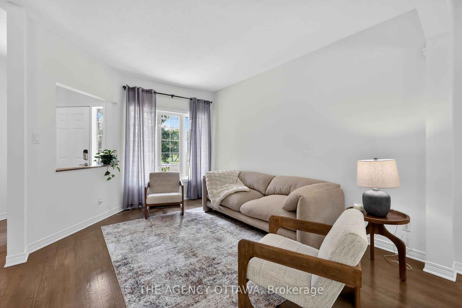 Photo 7 of 321 Goldridge Drive, Ottawa, Kanata - Kanata Lakes/Heritage Hills — HOMEH