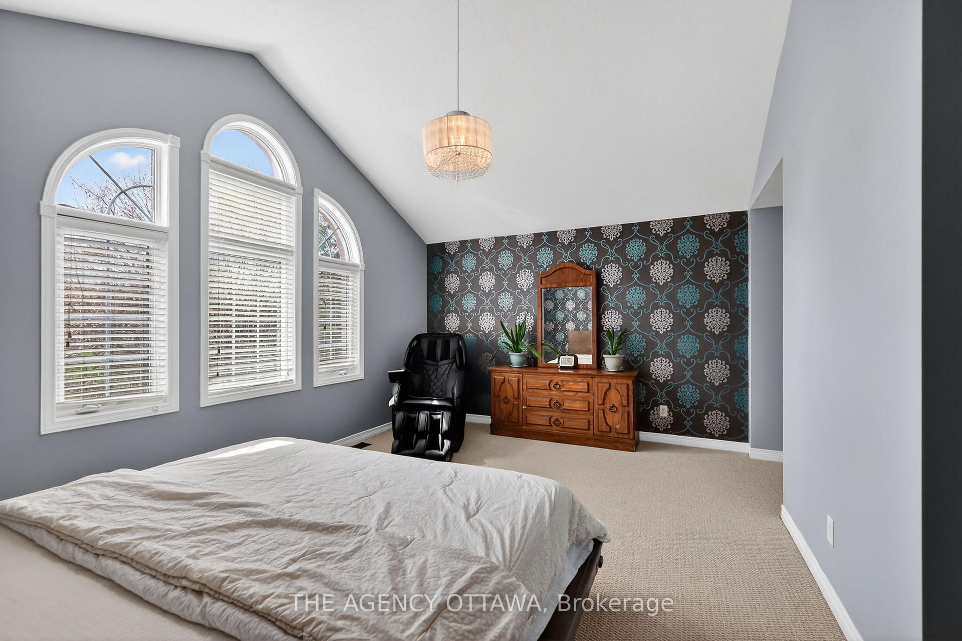 Photo 23 of 321 Goldridge Drive, Ottawa, Kanata - Kanata Lakes/Heritage Hills — HOMEH