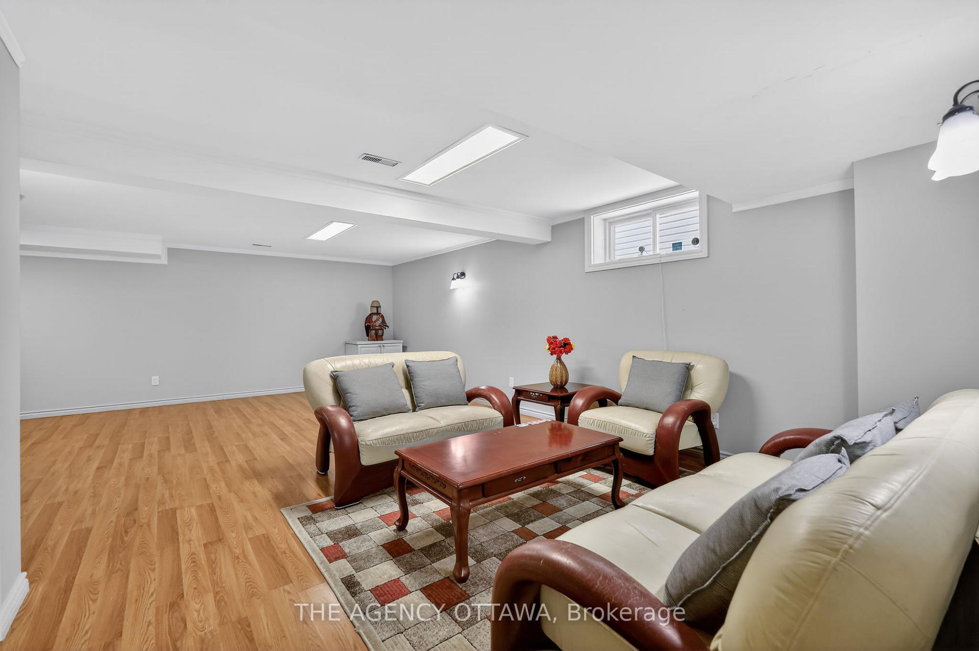 Photo 35 of 321 Goldridge Drive, Ottawa, Kanata - Kanata Lakes/Heritage Hills — HOMEH