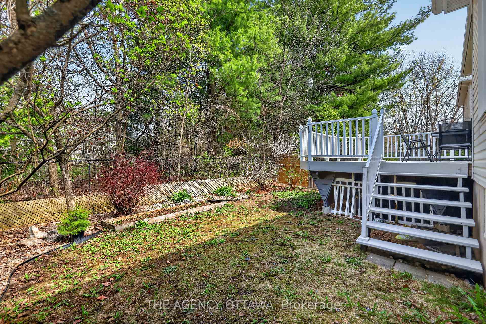 Photo 40 of 321 Goldridge Drive, Ottawa, Kanata - Kanata Lakes/Heritage Hills — HOMEH