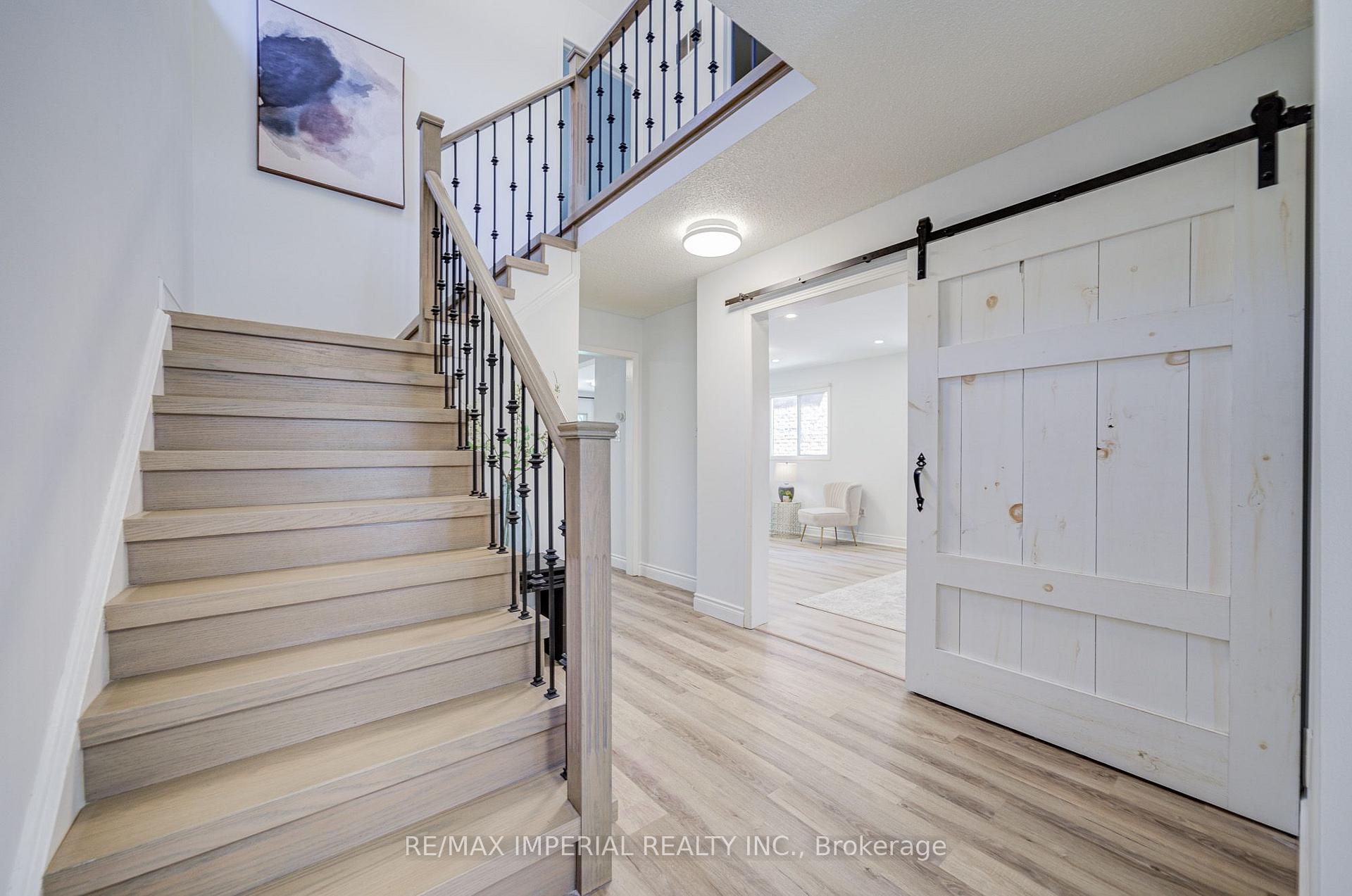 Photo 5 of 3377 Hargrove Road, Mississauga, Erin Mills — HOMEH