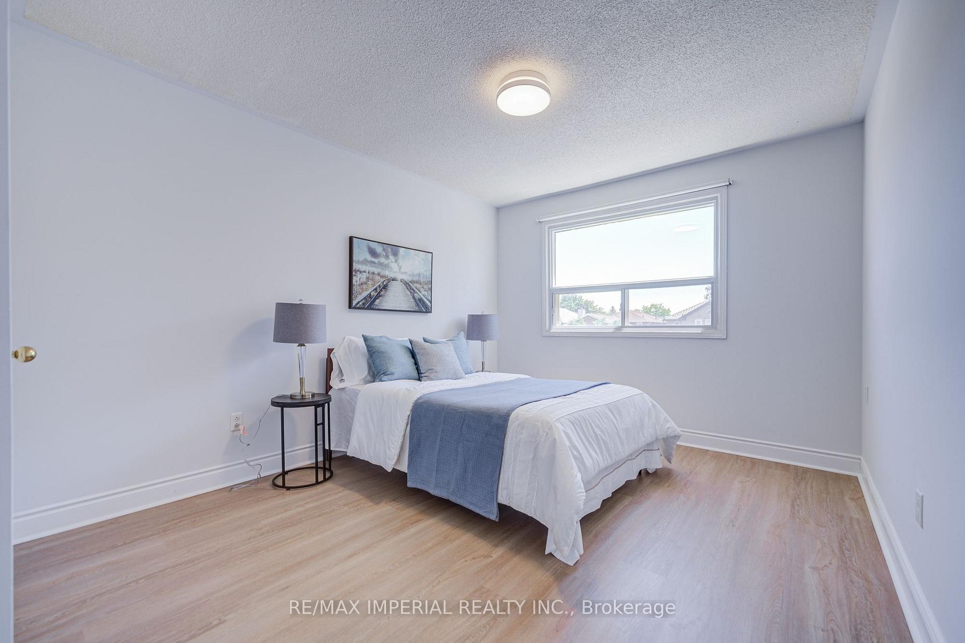 Photo 18 of 3377 Hargrove Road, Mississauga, Erin Mills — HOMEH
