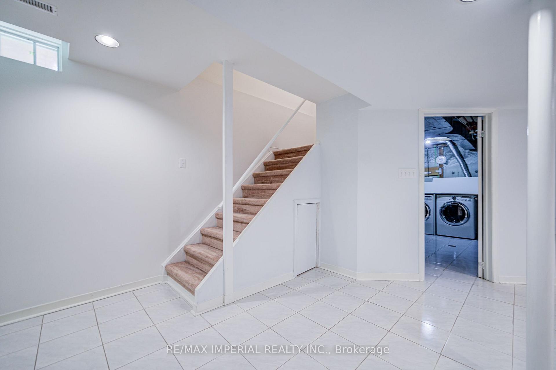 Photo 23 of 3377 Hargrove Road, Mississauga, Erin Mills — HOMEH