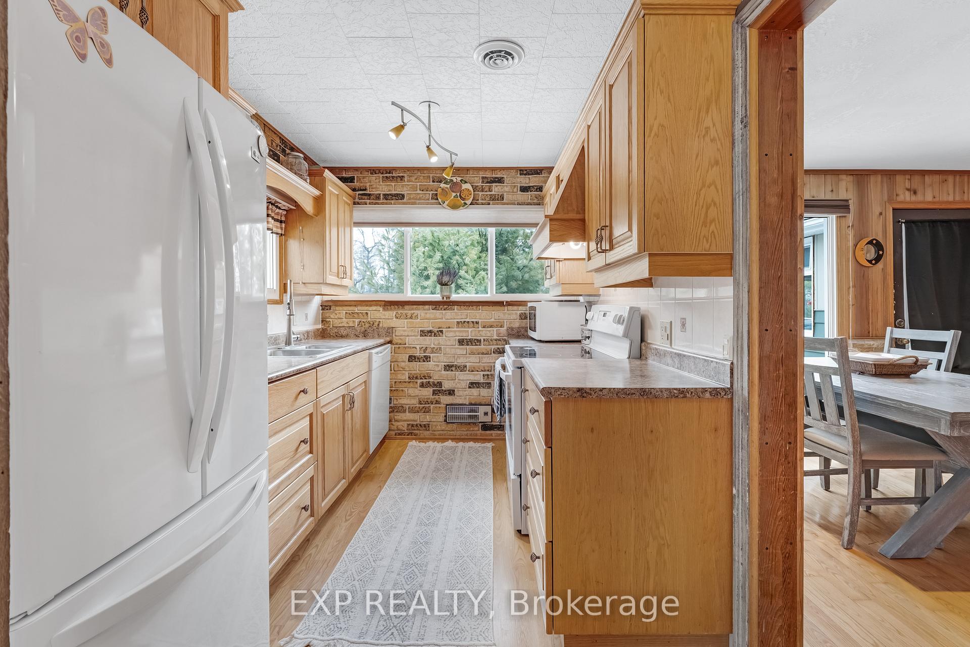 Photo 5 of 3909 Richview Road, Innisfil, Rural Innisfil — HOMEH