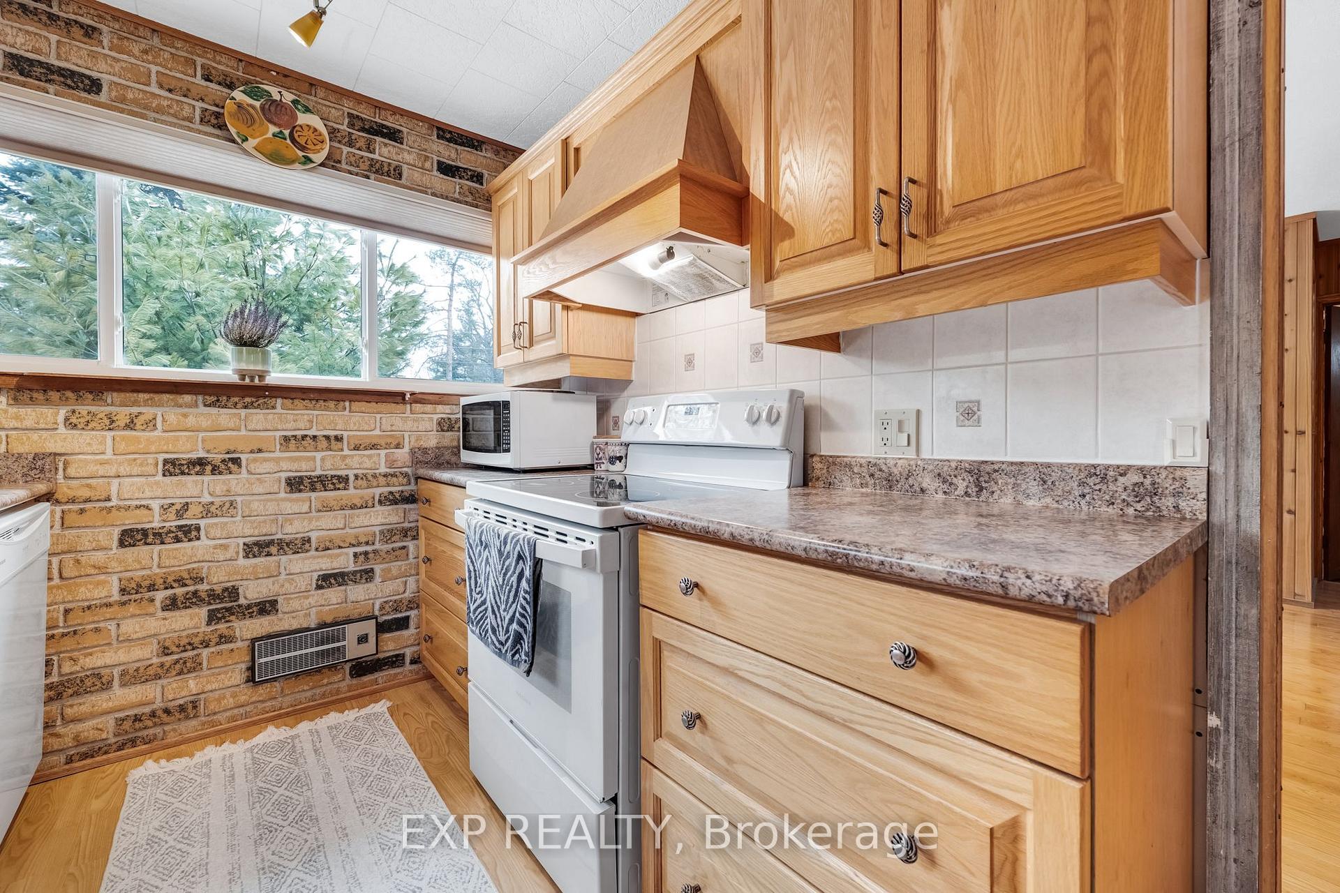 Photo 7 of 3909 Richview Road, Innisfil, Rural Innisfil — HOMEH