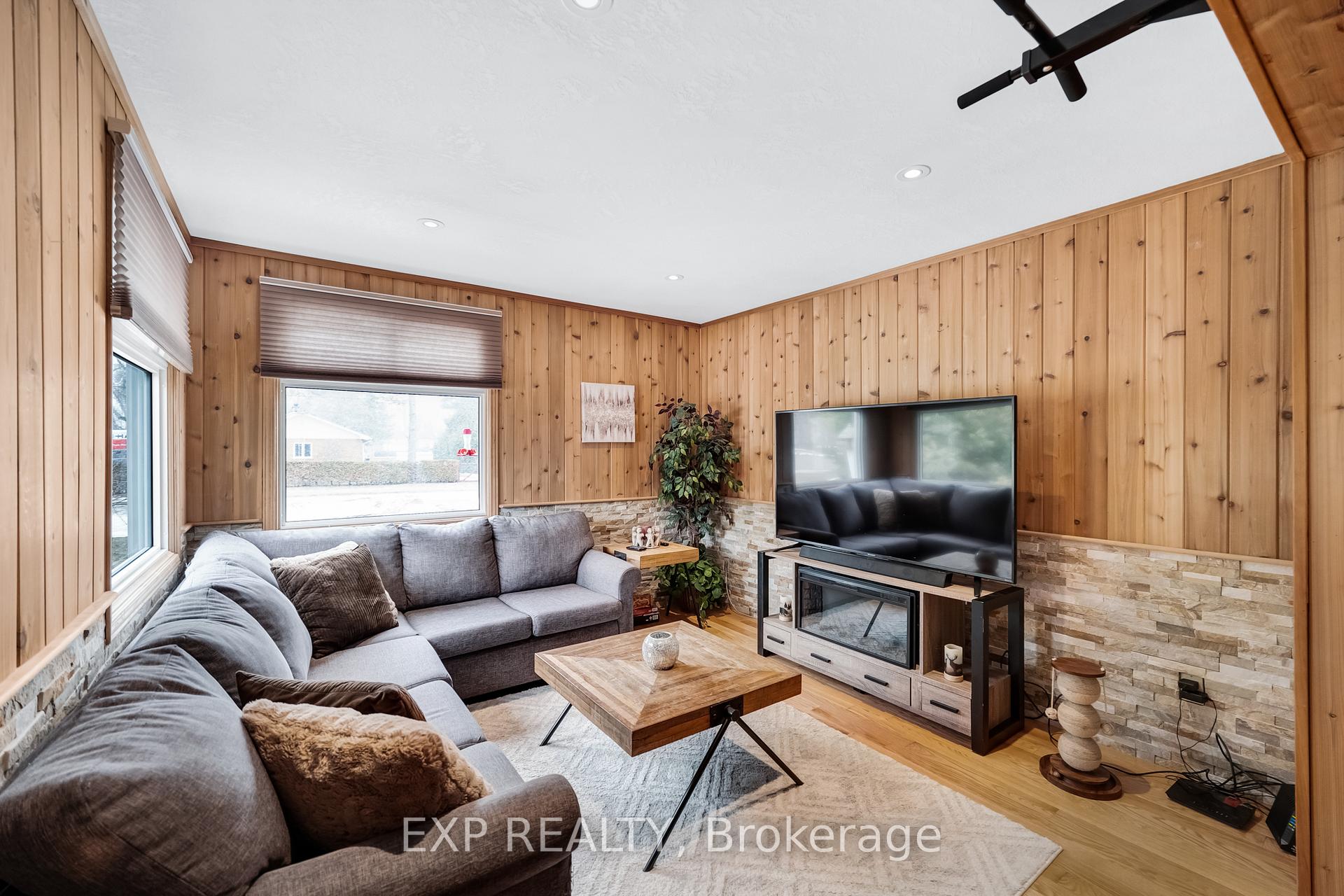 Photo 16 of 3909 Richview Road, Innisfil, Rural Innisfil — HOMEH