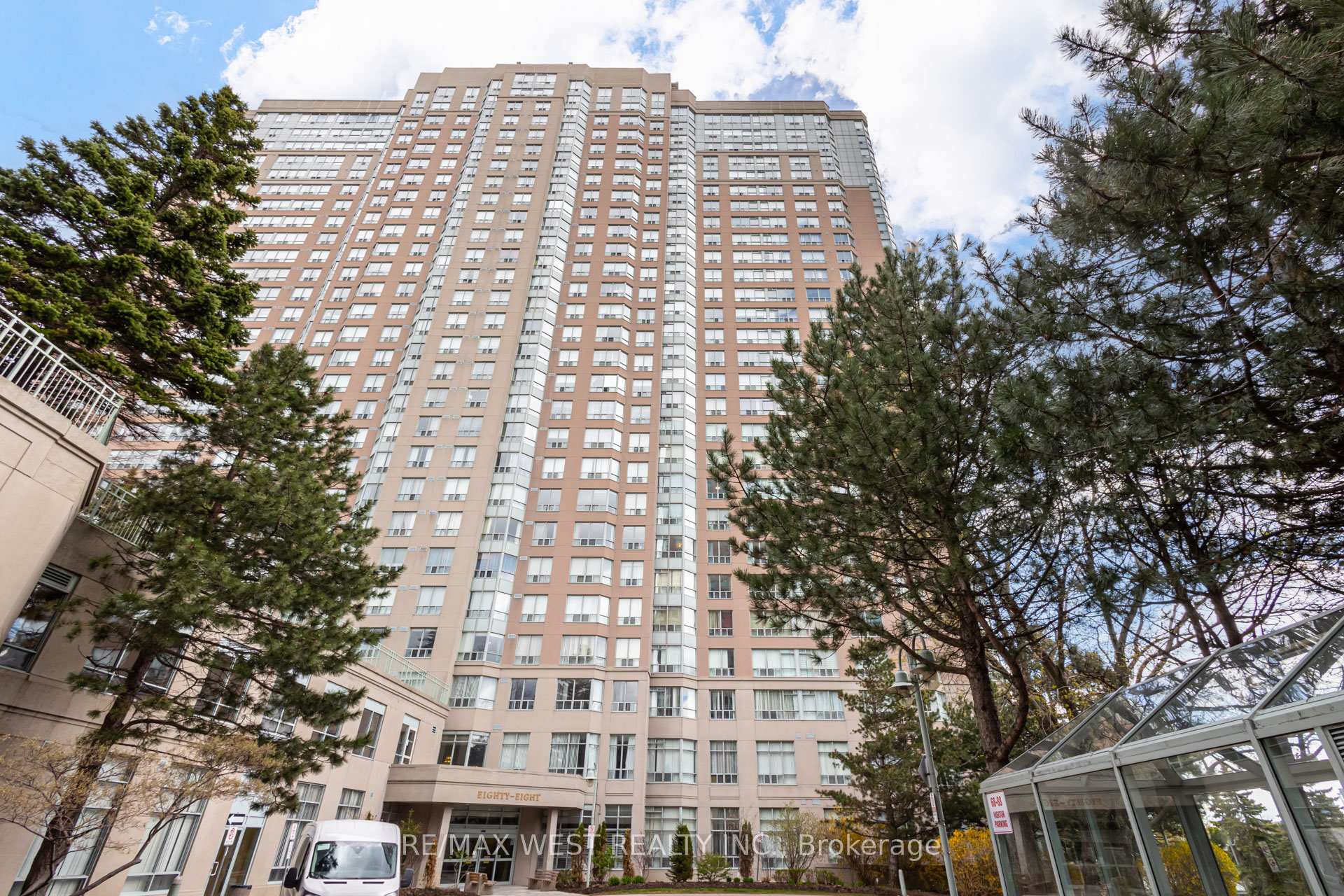 Photo 20 of Unit 707, 88 Corporate Drive, Scarborough, Woburn — HOMEH