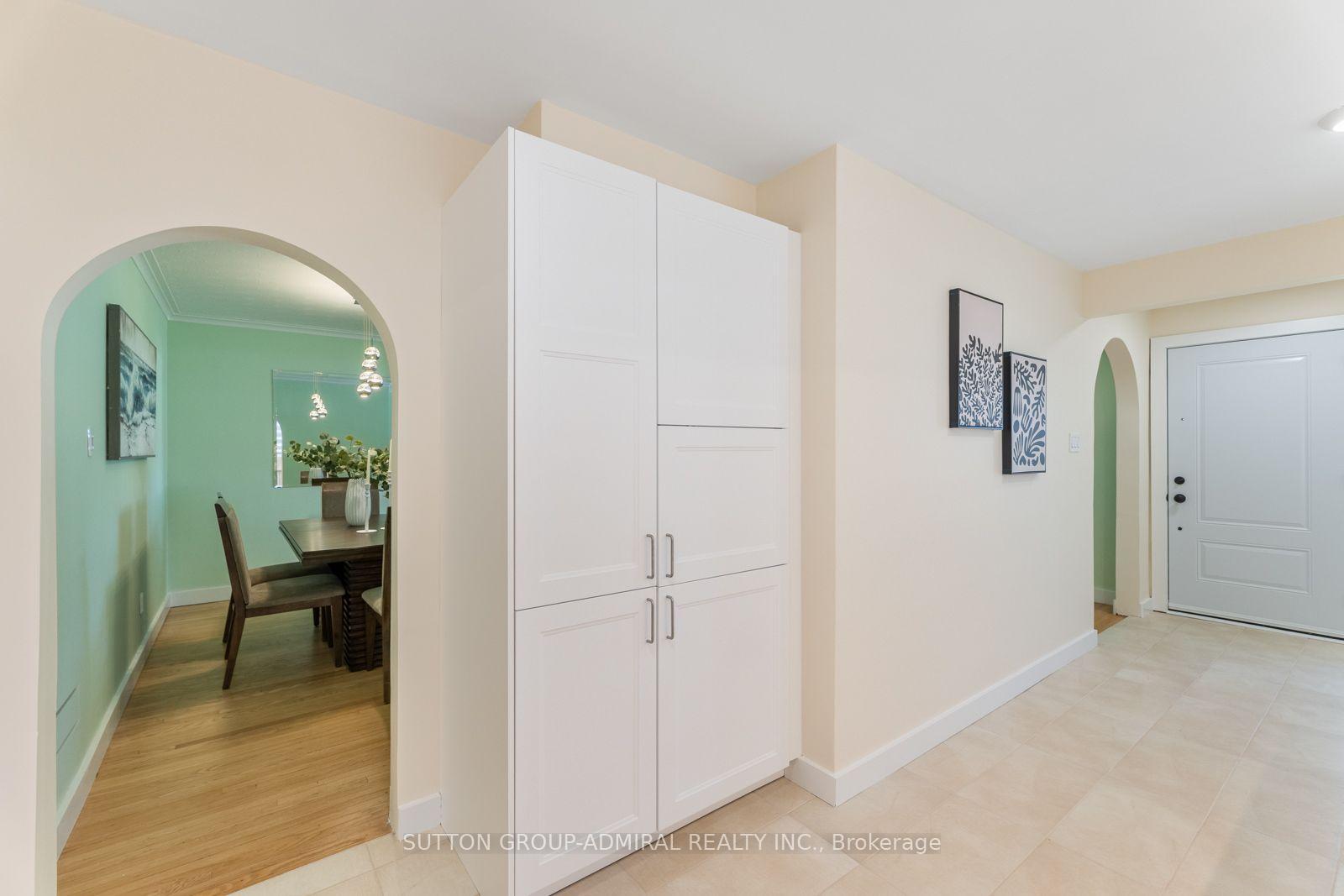 Photo 9 of 25 Rowallan Drive, Scarborough, West Hill — HOMEH