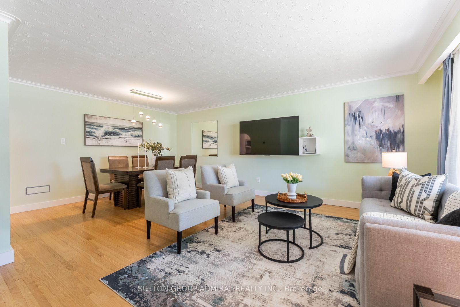 Photo 10 of 25 Rowallan Drive, Scarborough, West Hill — HOMEH