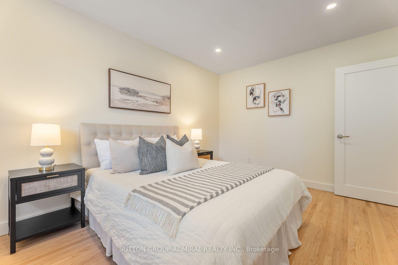 Photo 17 of 25 Rowallan Drive, Scarborough, West Hill — HOMEH