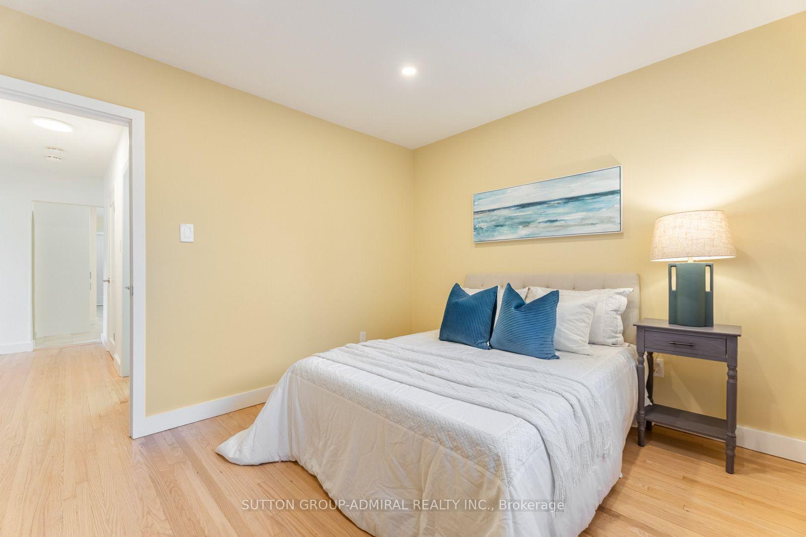 Photo 19 of 25 Rowallan Drive, Scarborough, West Hill — HOMEH