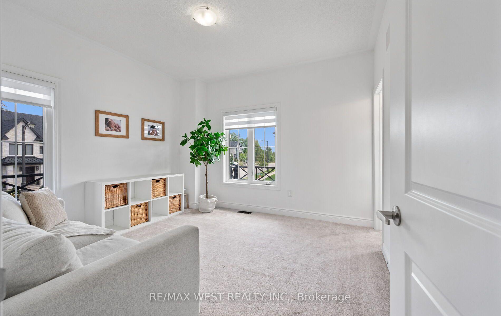 Photo 19 of 133 Rotondo Crescent, Vaughan, Kleinburg — HOMEH