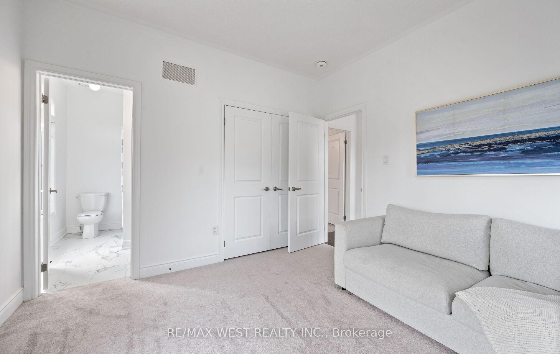 Photo 20 of 133 Rotondo Crescent, Vaughan, Kleinburg — HOMEH