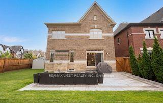 Photo 37 of 133 Rotondo Crescent, Vaughan, Kleinburg — HOMEH