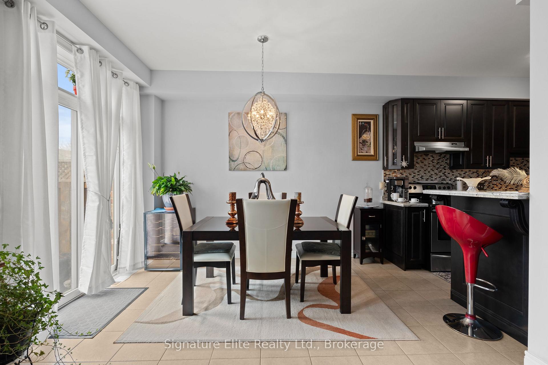 Photo 9 of 51 Marina Point Crescent, Hamilton, Winona Park — HOMEH