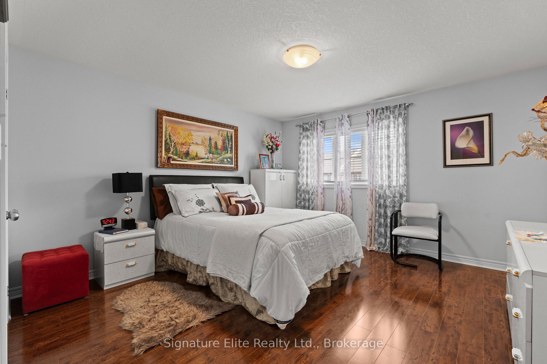 Photo 11 of 51 Marina Point Crescent, Hamilton, Winona Park — HOMEH