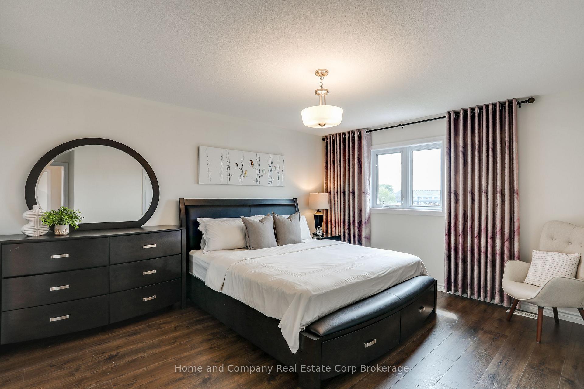 Photo 19 of 37 Thomas Street, Stratford — HOMEH
