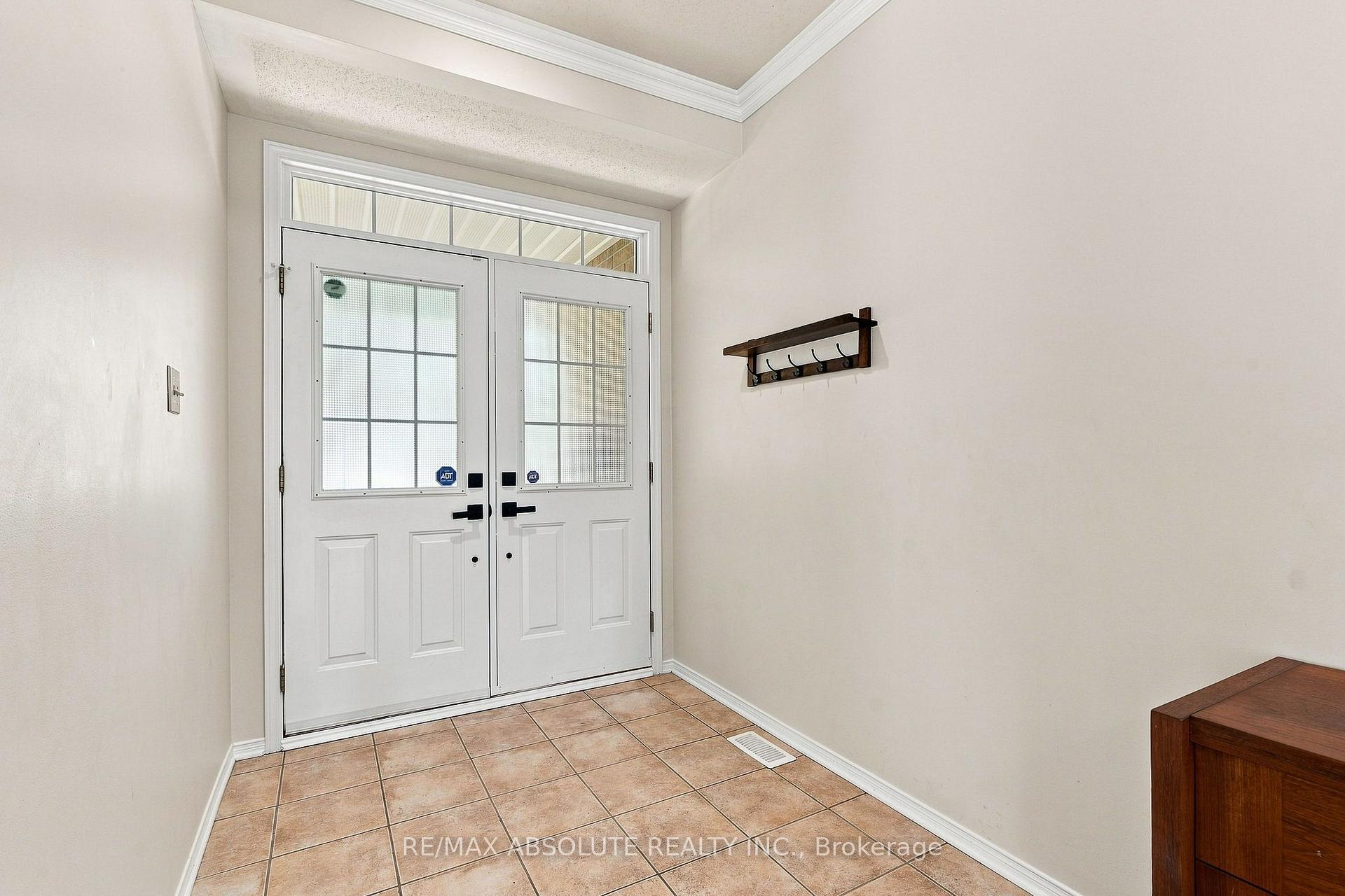 Photo 6 of 2158 Valenceville Crescent, Ottawa, Avalon East — HOMEH