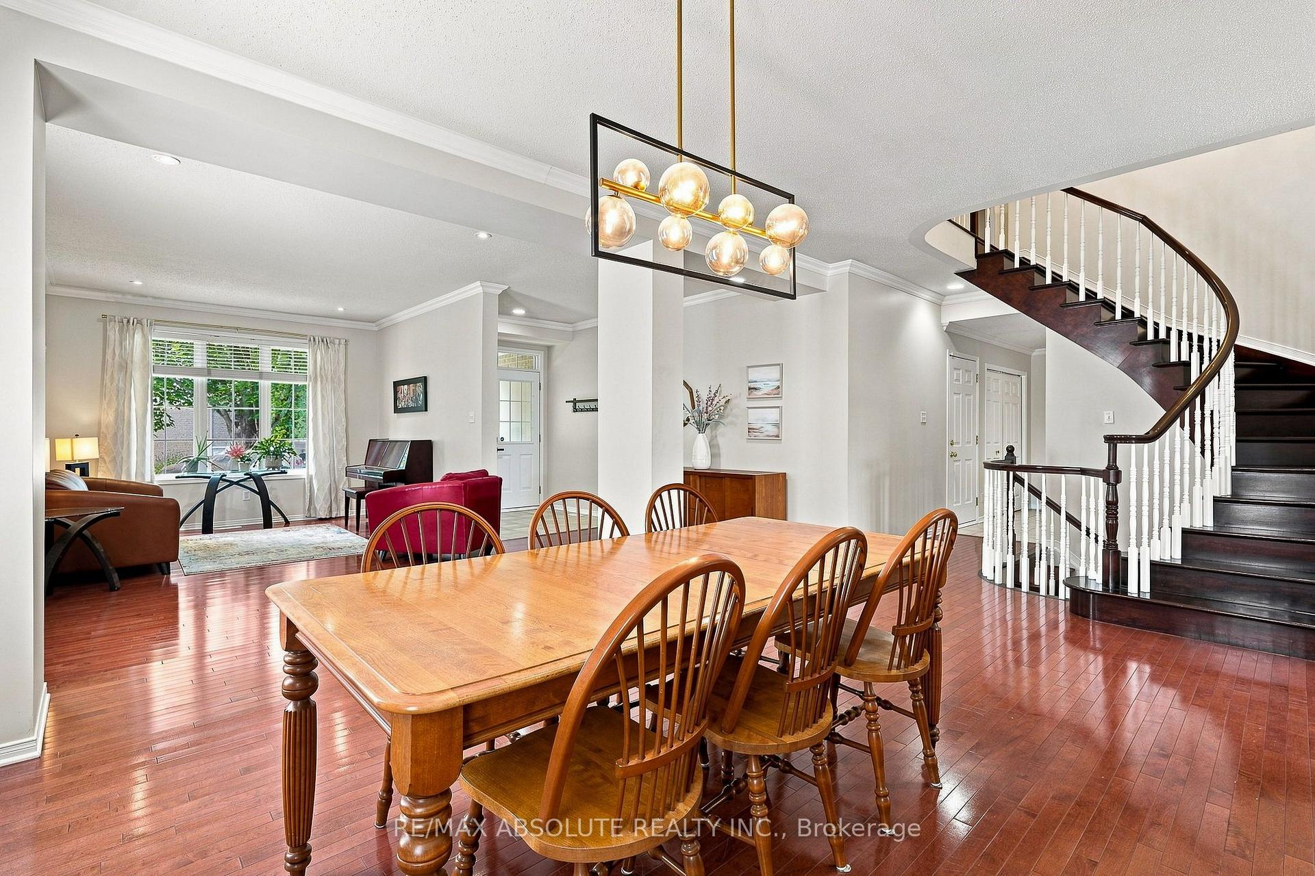 Photo 11 of 2158 Valenceville Crescent, Ottawa, Avalon East — HOMEH