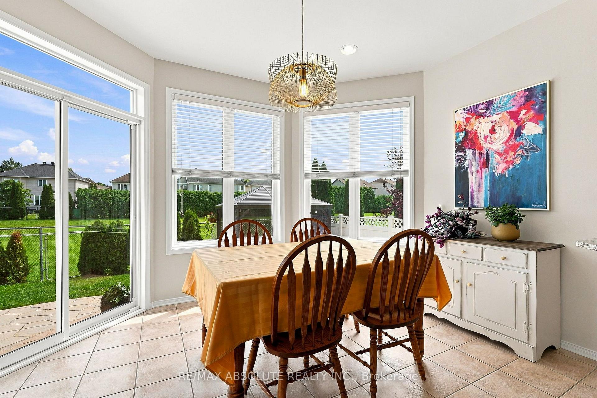 Photo 17 of 2158 Valenceville Crescent, Ottawa, Avalon East — HOMEH