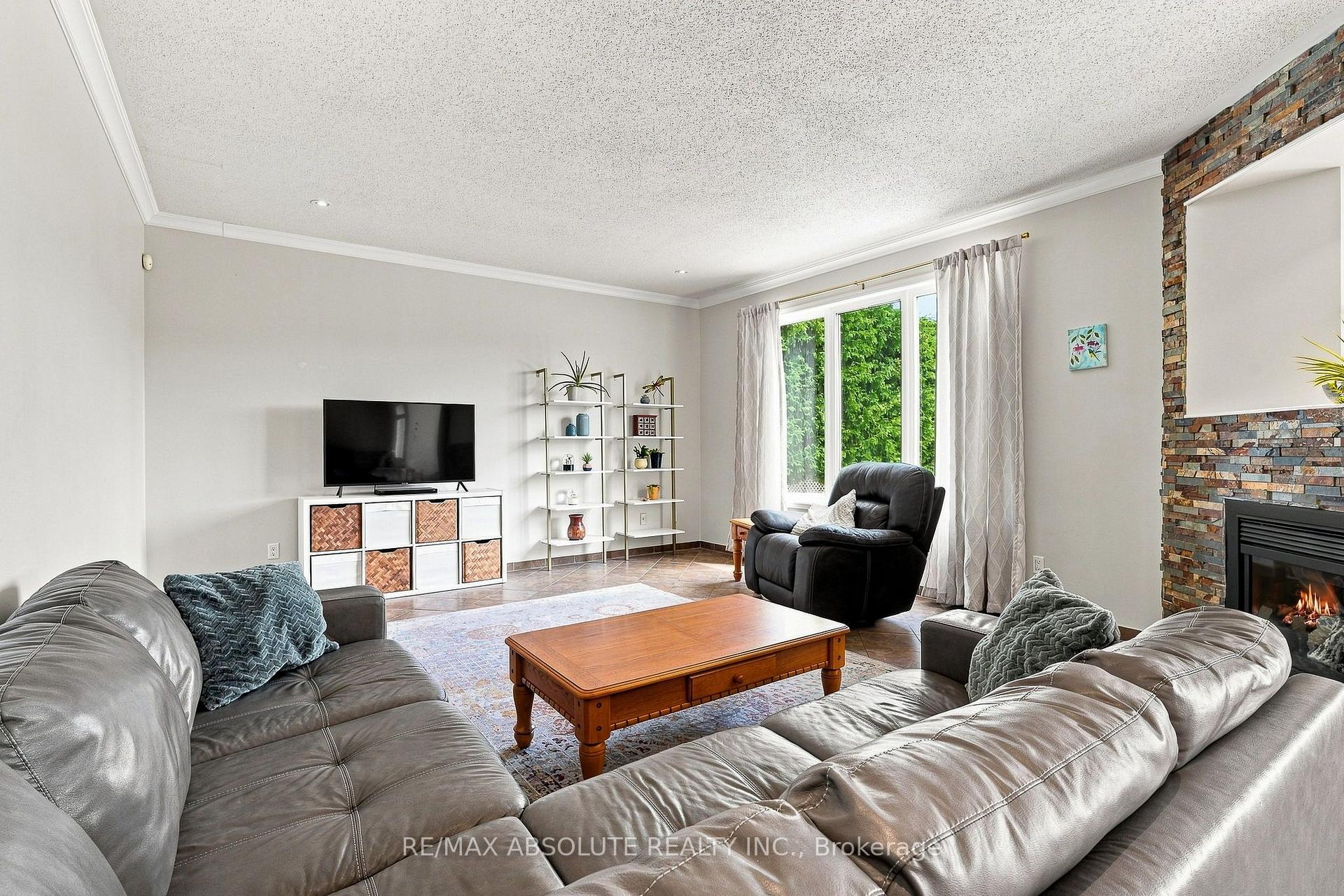 Photo 20 of 2158 Valenceville Crescent, Ottawa, Avalon East — HOMEH