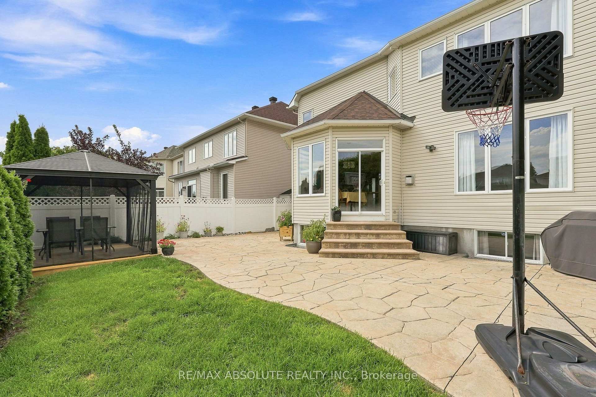Photo 37 of 2158 Valenceville Crescent, Ottawa, Avalon East — HOMEH