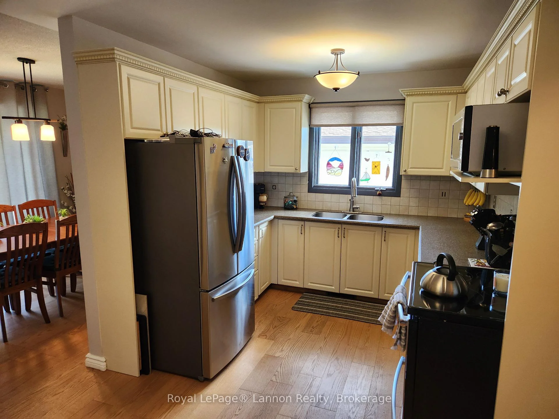Photo 2 of 253 Downing Street, Thunder Bay, Dawson Heights — HOMEH