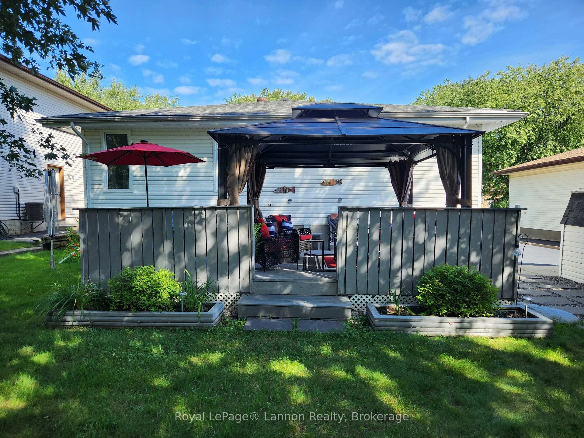 Photo 5 of 253 Downing Street, Thunder Bay, Dawson Heights — HOMEH