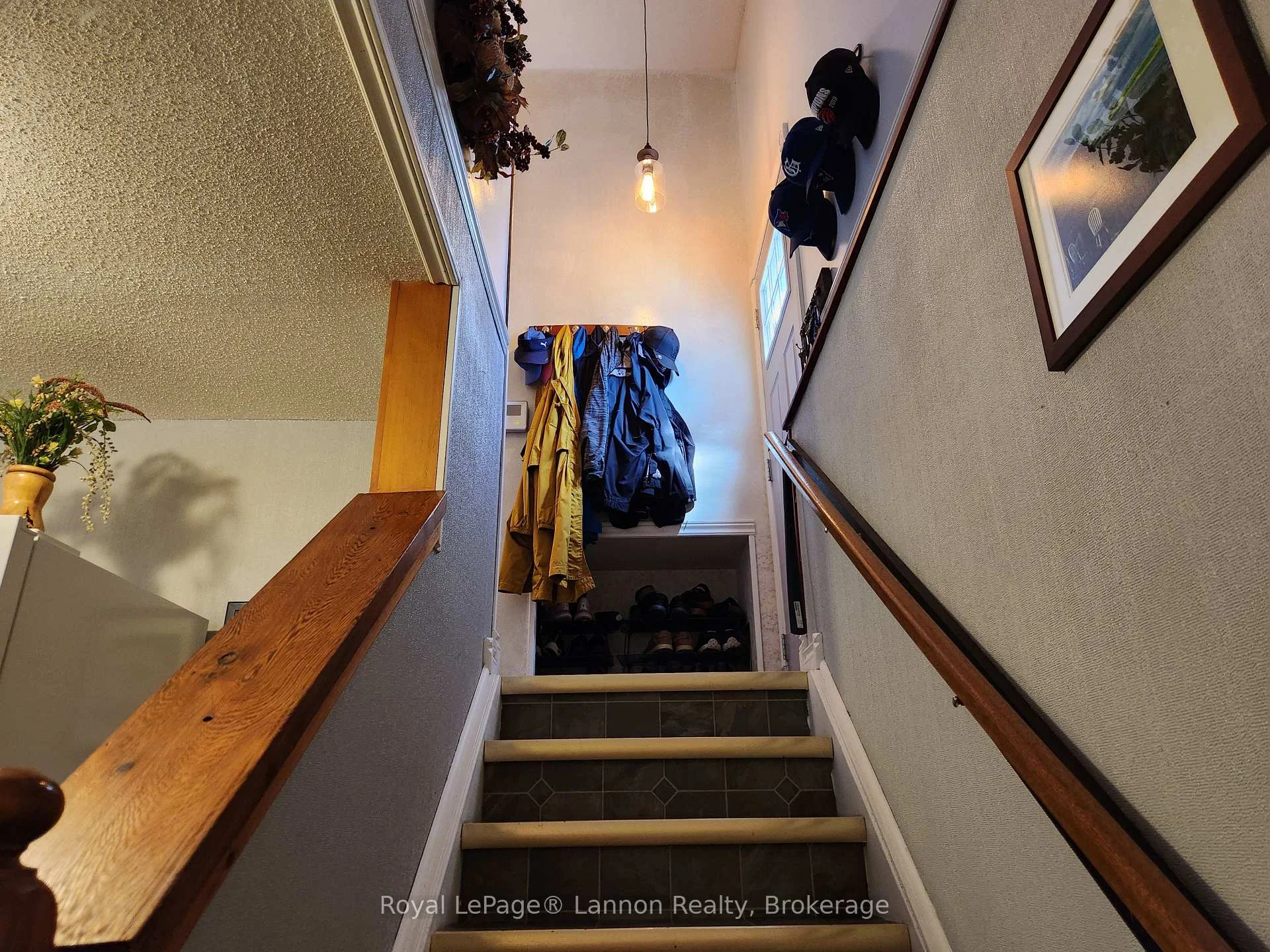 Photo 29 of 253 Downing Street, Thunder Bay, Dawson Heights — HOMEH