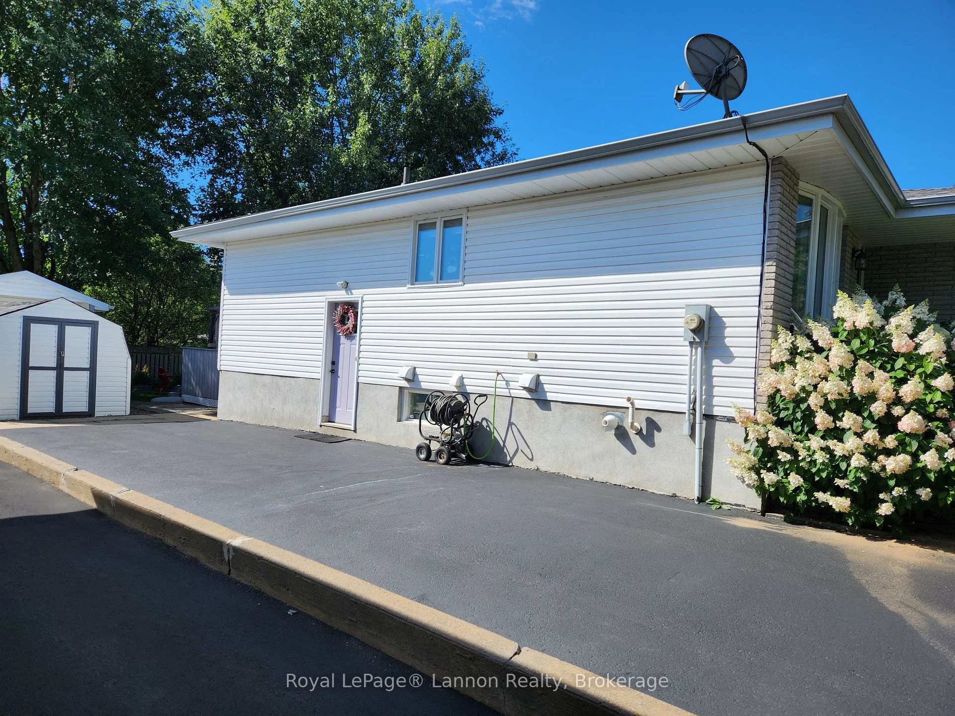 Photo 35 of 253 Downing Street, Thunder Bay, Dawson Heights — HOMEH