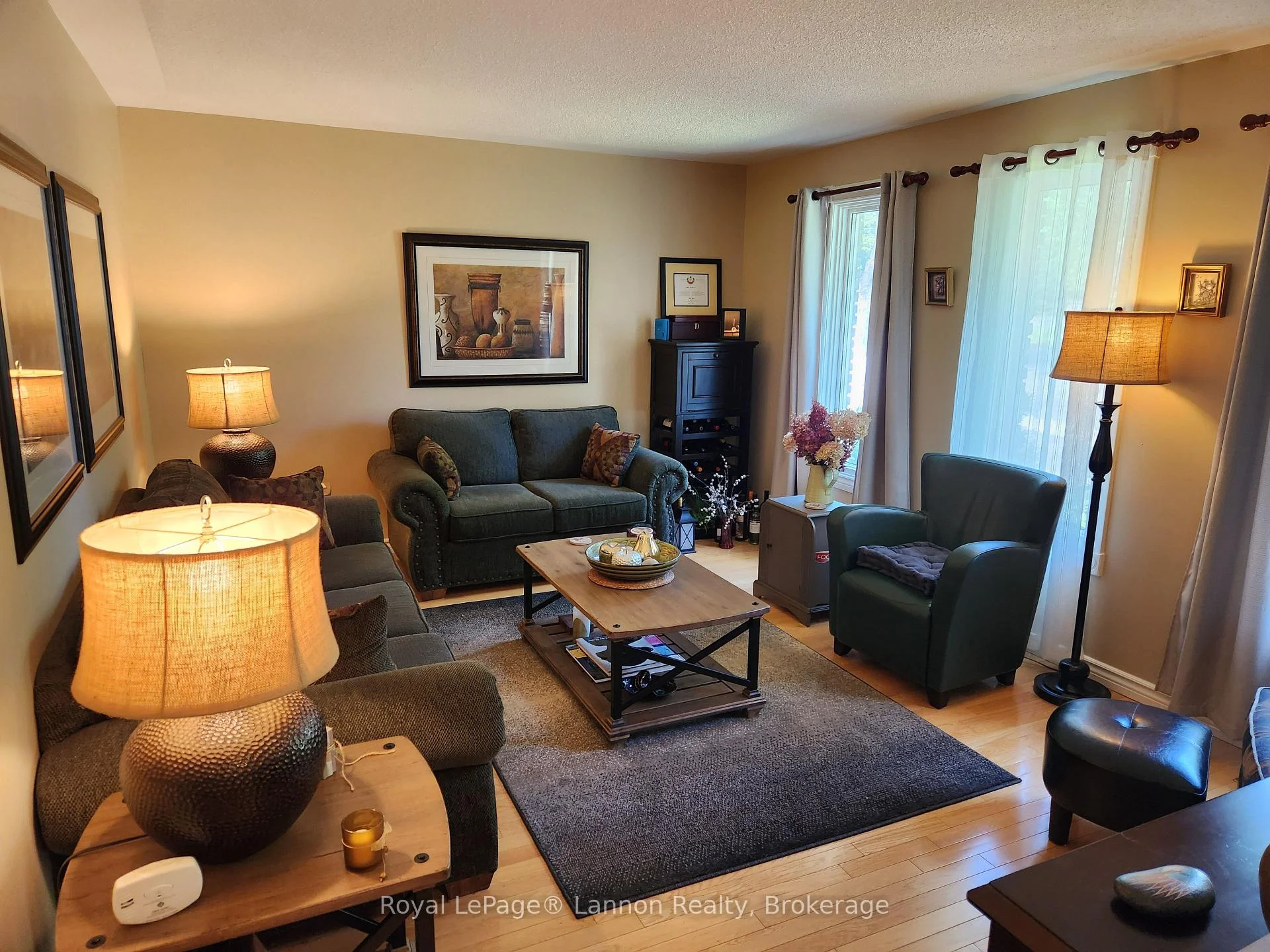 Photo 39 of 253 Downing Street, Thunder Bay, Dawson Heights — HOMEH
