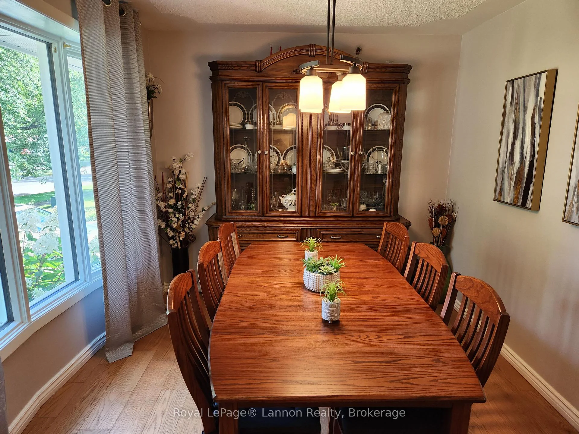 Photo 55 of 253 Downing Street, Thunder Bay, Dawson Heights — HOMEH
