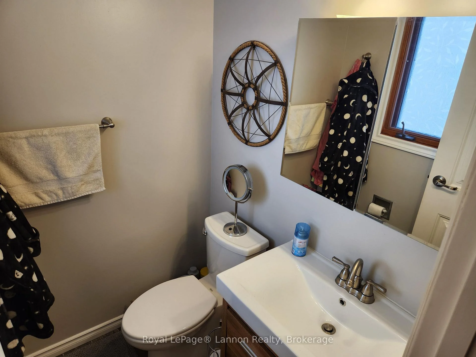 Photo 68 of 253 Downing Street, Thunder Bay, Dawson Heights — HOMEH