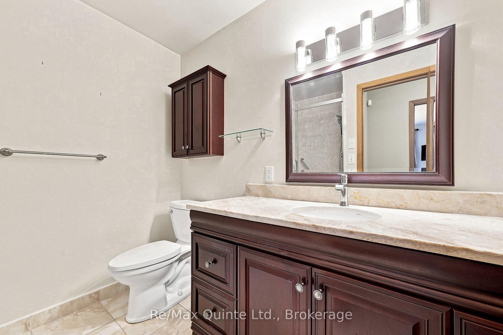 Photo 20 of 51 Bay Street, Quinte West, Trenton Ward — HOMEH