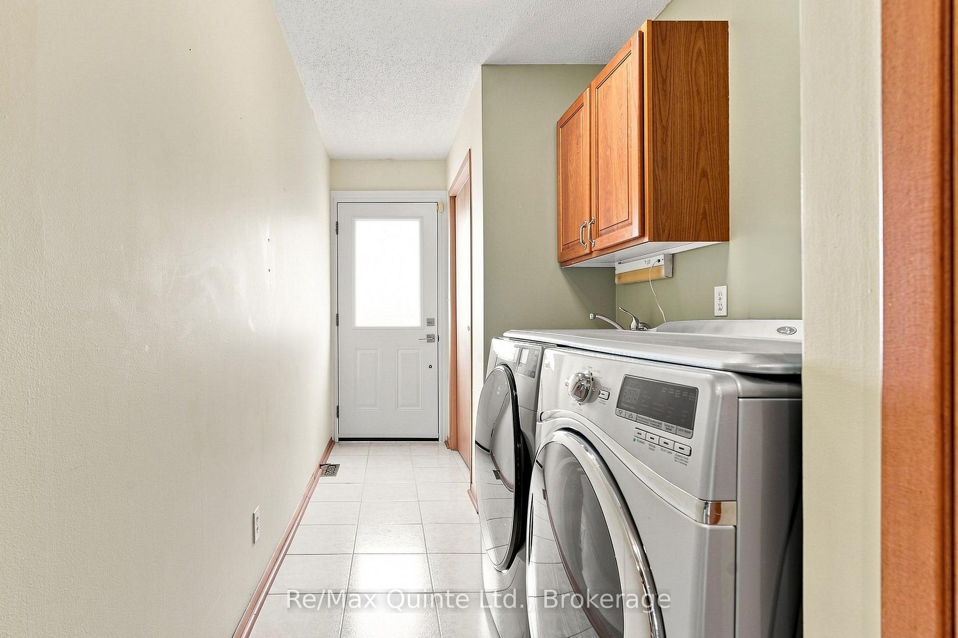 Photo 23 of 51 Bay Street, Quinte West, Trenton Ward — HOMEH