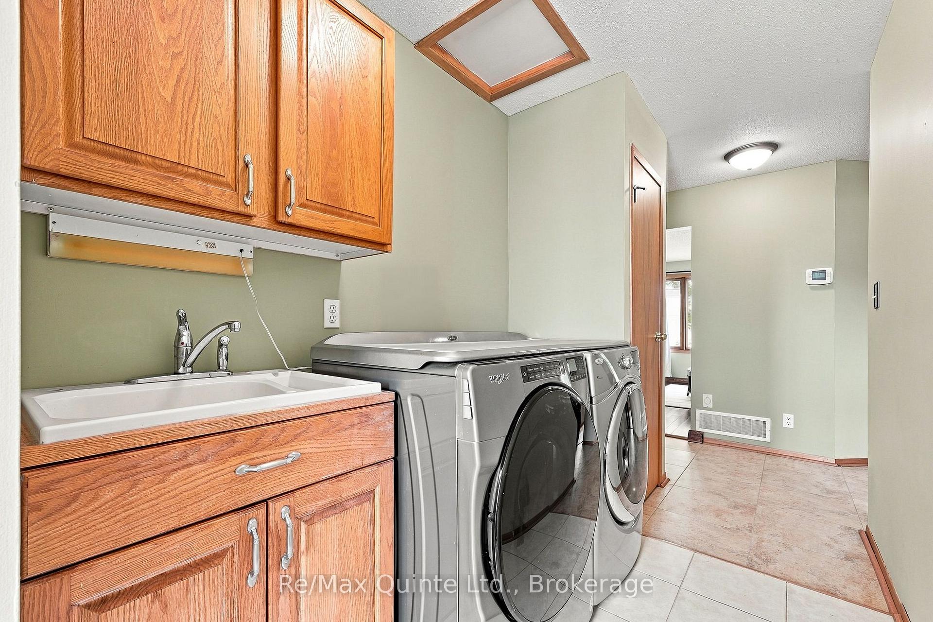Photo 24 of 51 Bay Street, Quinte West, Trenton Ward — HOMEH