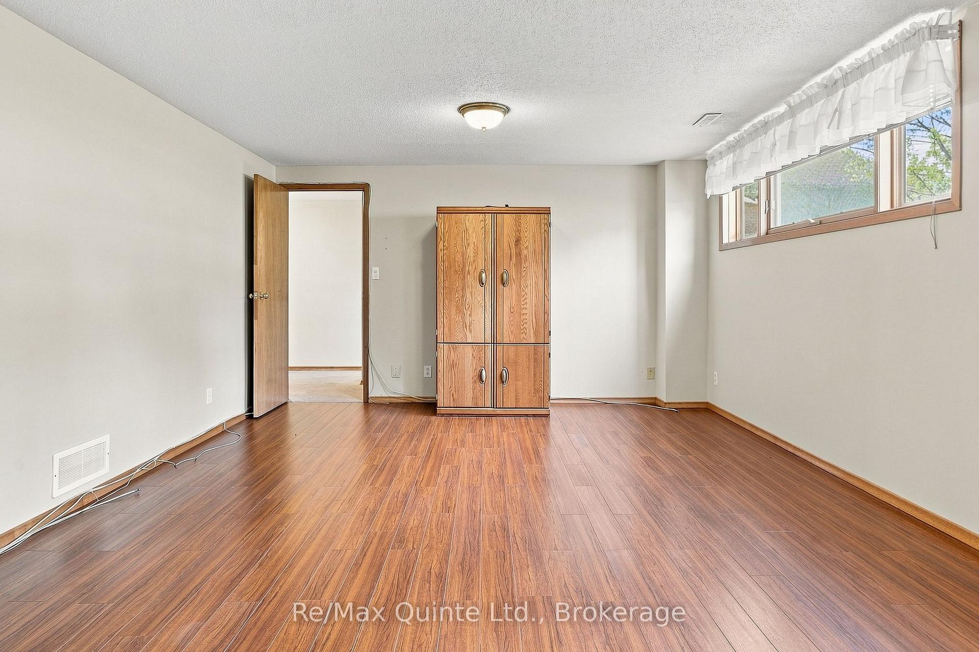 Photo 29 of 51 Bay Street, Quinte West, Trenton Ward — HOMEH