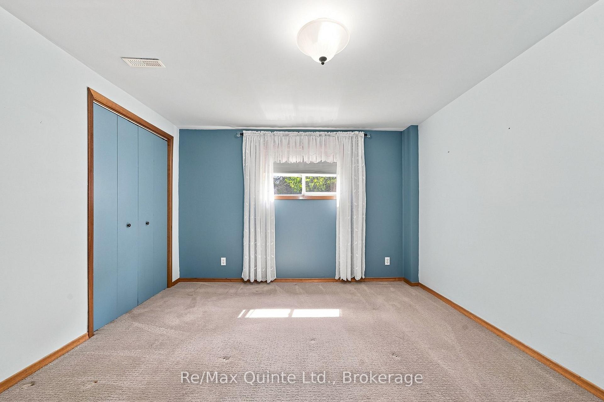 Photo 31 of 51 Bay Street, Quinte West, Trenton Ward — HOMEH