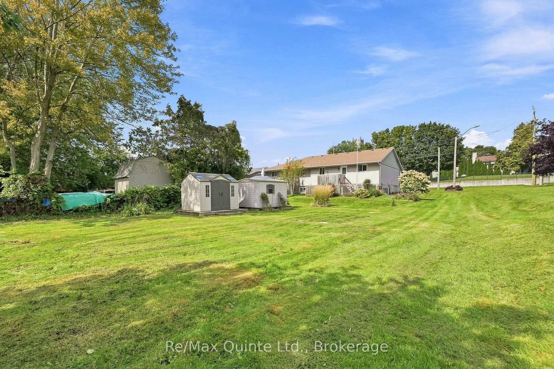 Photo 40 of 51 Bay Street, Quinte West, Trenton Ward — HOMEH