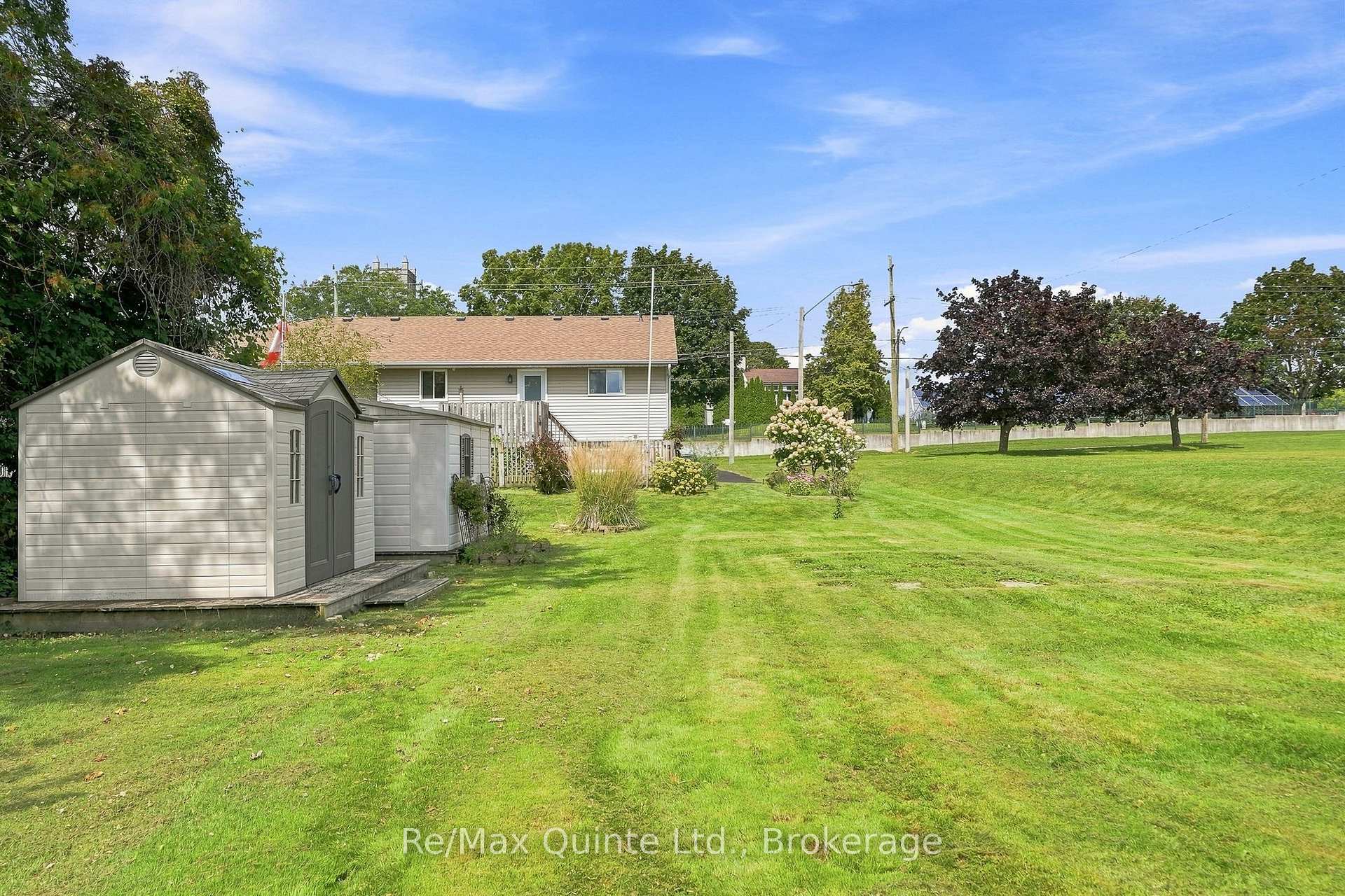 Photo 41 of 51 Bay Street, Quinte West, Trenton Ward — HOMEH