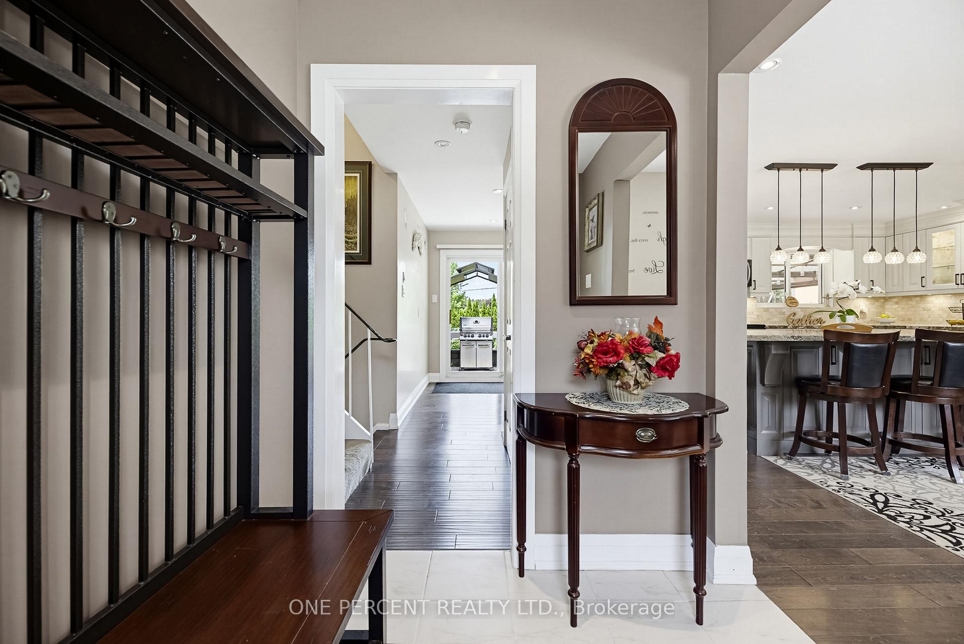 Photo 6 of 25 Hilltop Drive, Caledon, Caledon East — HOMEH