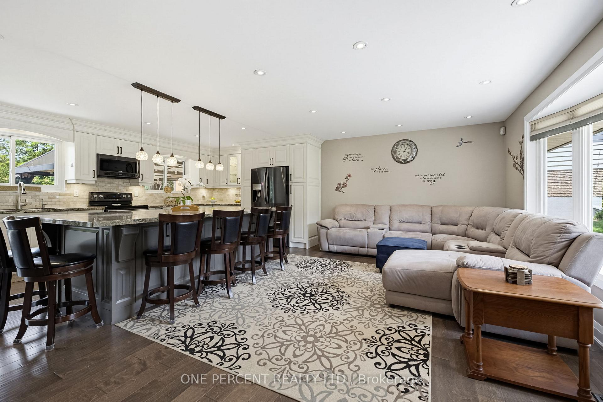 Photo 7 of 25 Hilltop Drive, Caledon, Caledon East — HOMEH