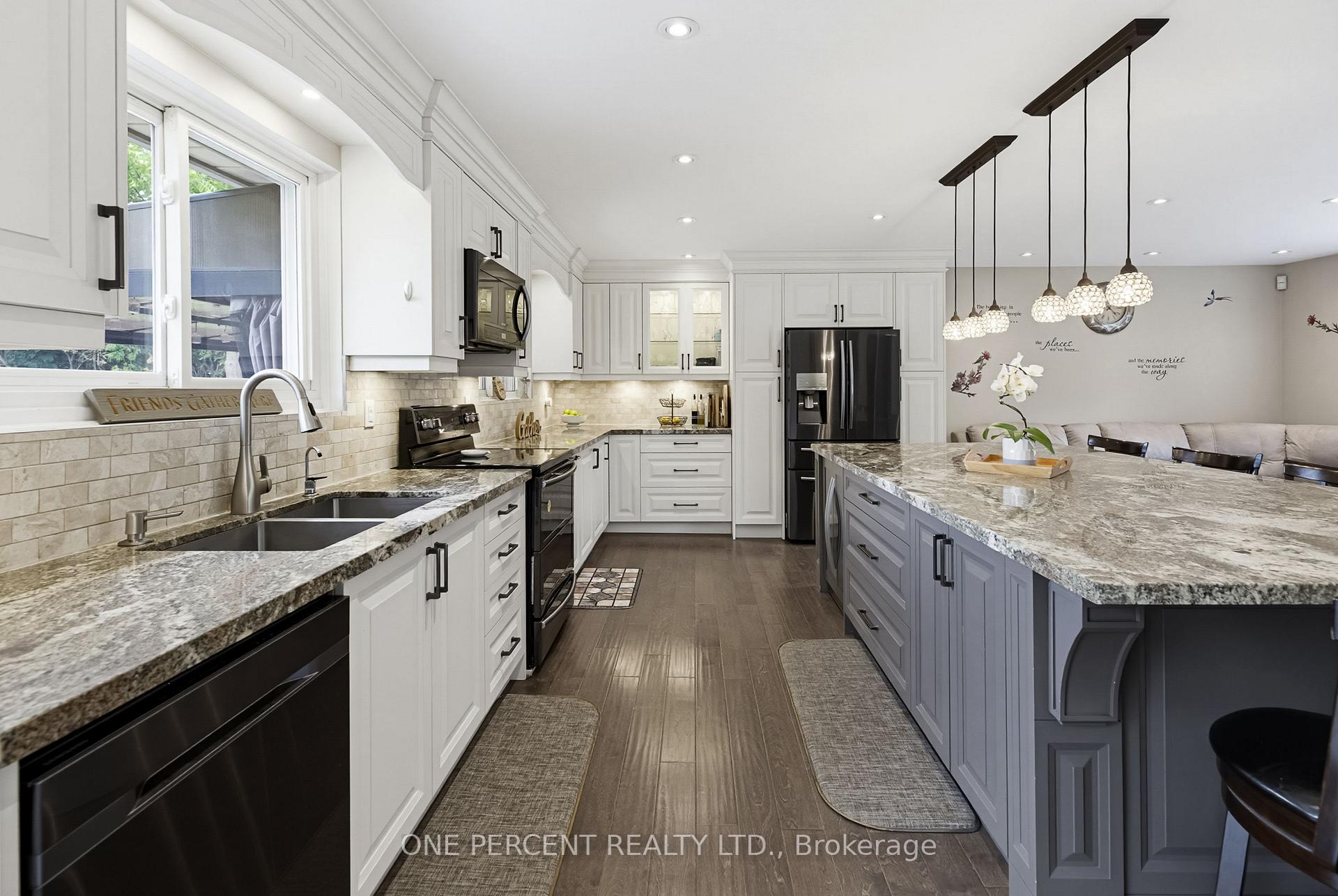 Photo 11 of 25 Hilltop Drive, Caledon, Caledon East — HOMEH