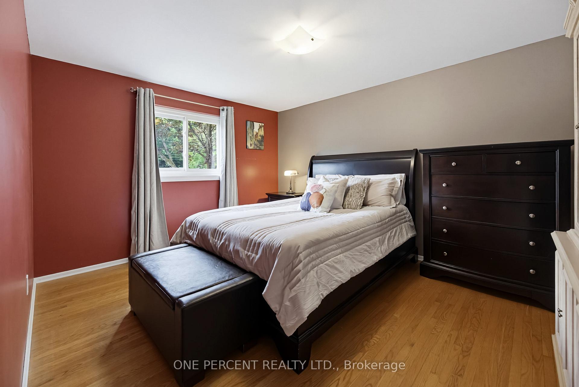 Photo 19 of 25 Hilltop Drive, Caledon, Caledon East — HOMEH